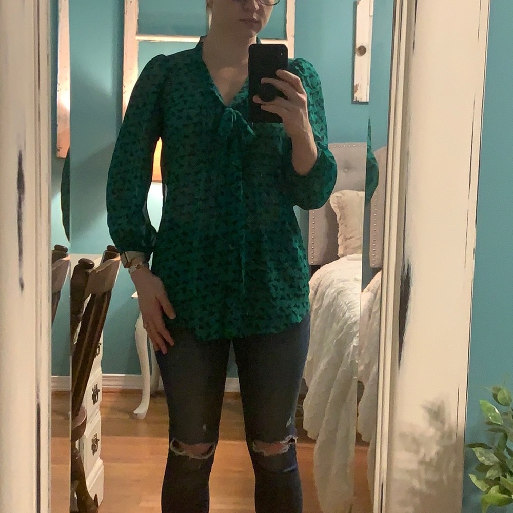 Blouse - Picture 2 of 3